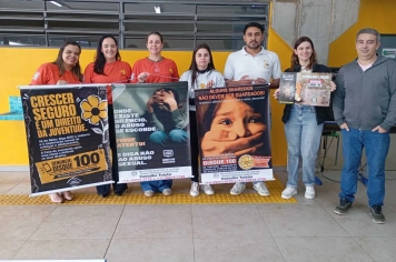 Escolas estaduais recebem ação do Maio Laranja